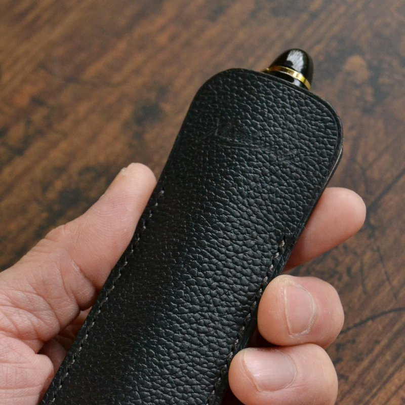 Italian leather fountain pen case, Size for 1 bottle, Products to adjust size - กล่องดินสอ/ถุงดินสอ - หนังแท้ สีดำ