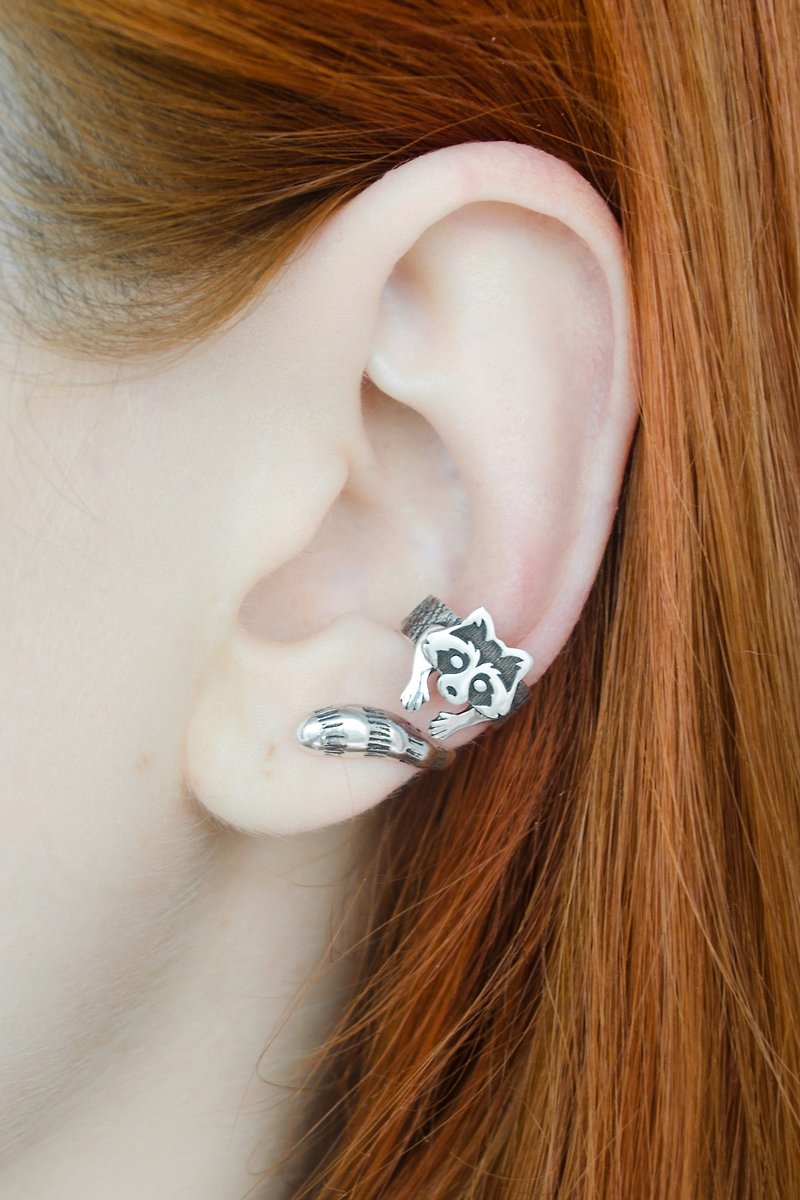 Raccoon ear cuff silver no piercing, raccoon earring - ต่างหู - เงินแท้ สีเงิน