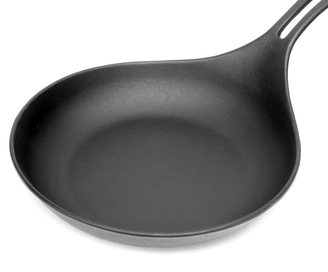 DEEP FRYING PAN-SKILLET -NAMBU TEKKI CAST IRON