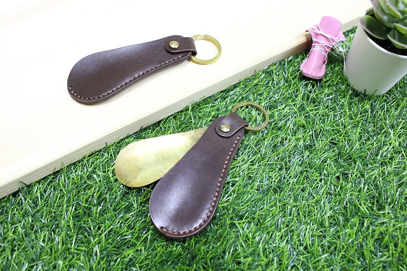 [Mini5] leather mini shoe pull key ring (coffee) - Keychains - Genuine Leather Black