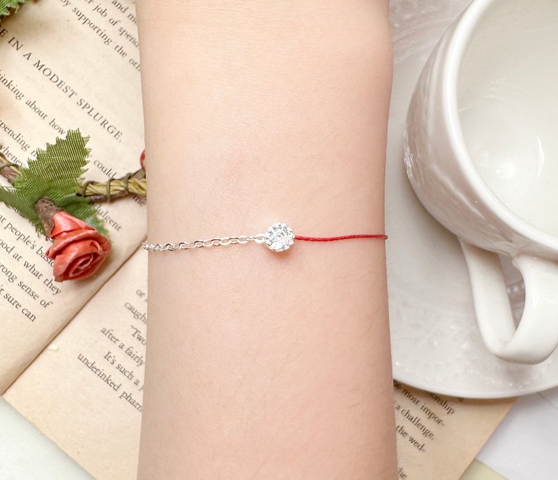 Half line half chain sterling silver single diamond super small mini red line bracelet zircon Stone honey peach blossom marriage - สร้อยข้อมือ - เงินแท้ สีแดง