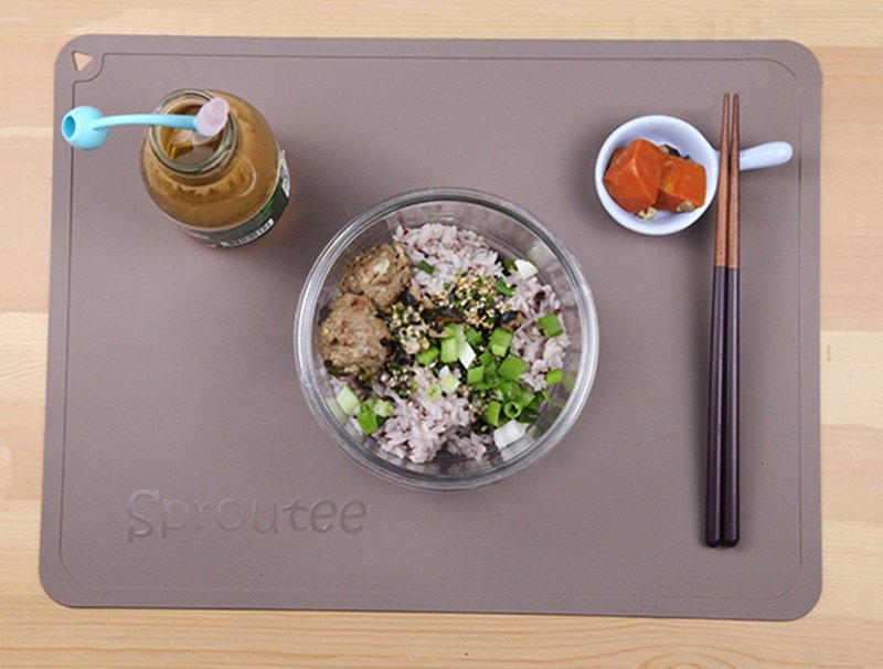 [Sprourtee small bean sprouts] Nordic series style environmentally friendly Silicone placemat 1 pcs-elegant Brown - ผ้ารองโต๊ะ/ของตกแต่ง - ซิลิคอน 