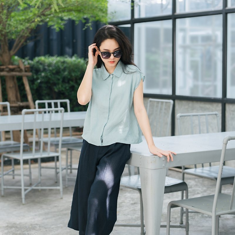 Short Sleeve / Turquoise - Women's Shirts - Linen Blue