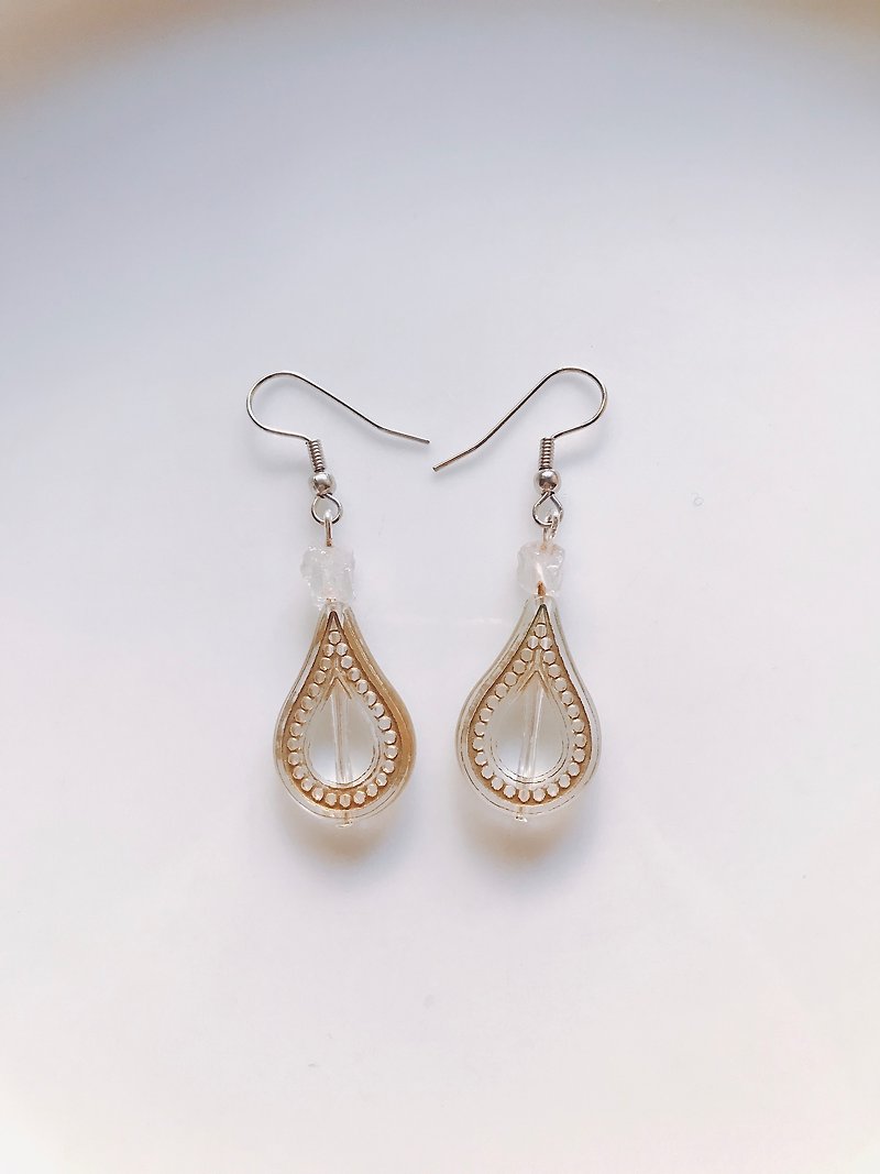 White crystal chandelier drooping earrings - ต่างหู - คริสตัล สีทอง