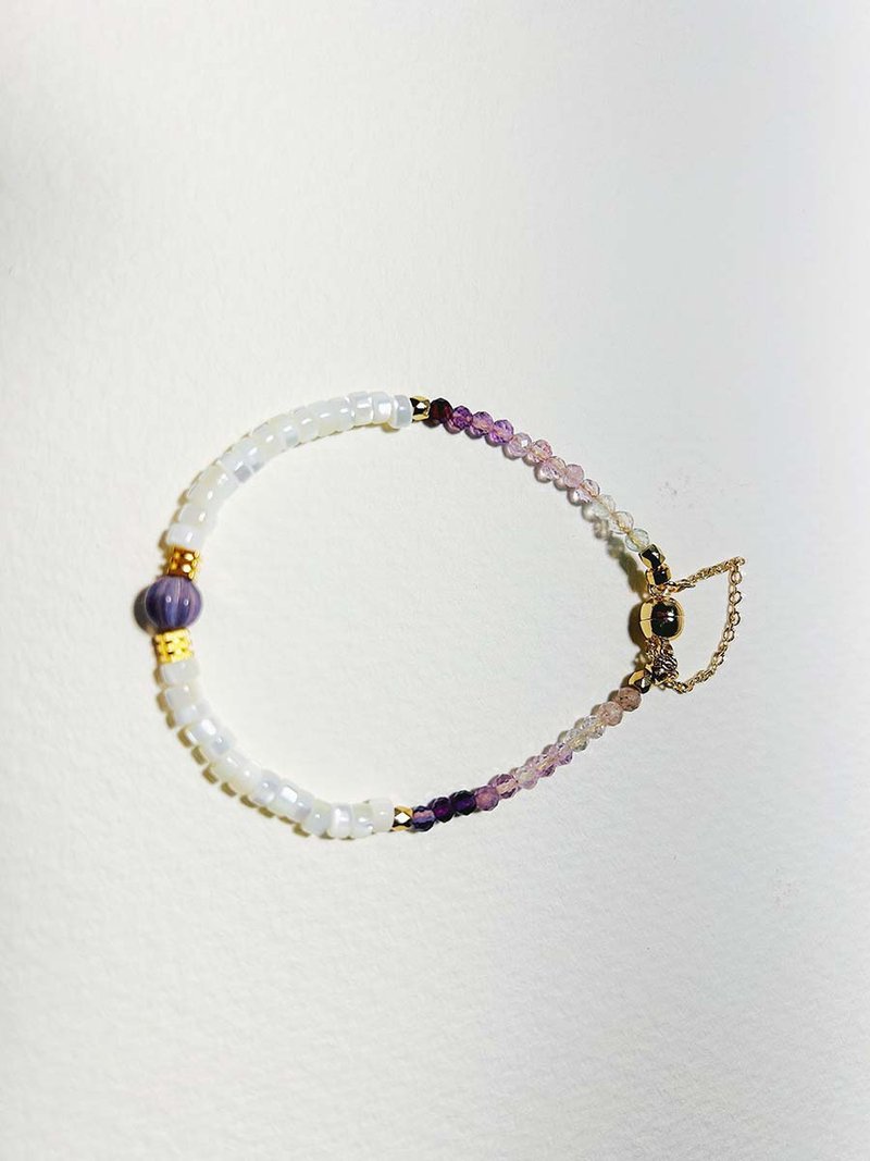 Meowflat Light Jewelry Semi Gemstone Tarot Bracelet Magnetic Clasp Design - IX. The Hermit - Bracelets - Semi-Precious Stones Multicolor