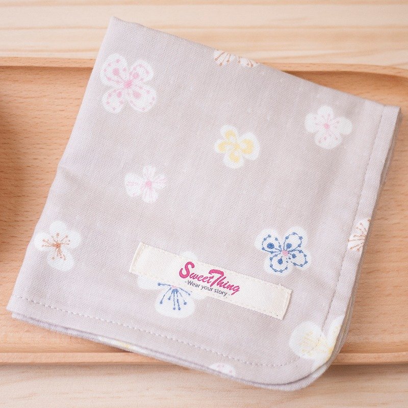 Flower lotus color double gauze handkerchief - ผ้ากันเปื้อน - ผ้าฝ้าย/ผ้าลินิน สีกากี