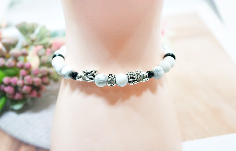 Natural stone X silver elastic bracelet <Give Me Money> #招财神兽#貔貅 - Bracelets - Gemstone White