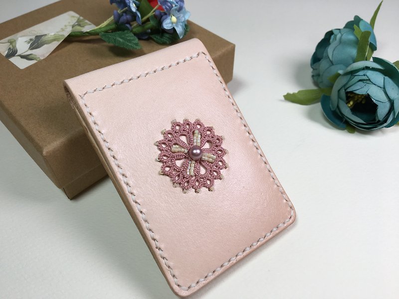 【Primary Color】-tatted lace leather portable mirror / card holder / gift / tatting / handmade /customize - Makeup Brushes - Genuine Leather White