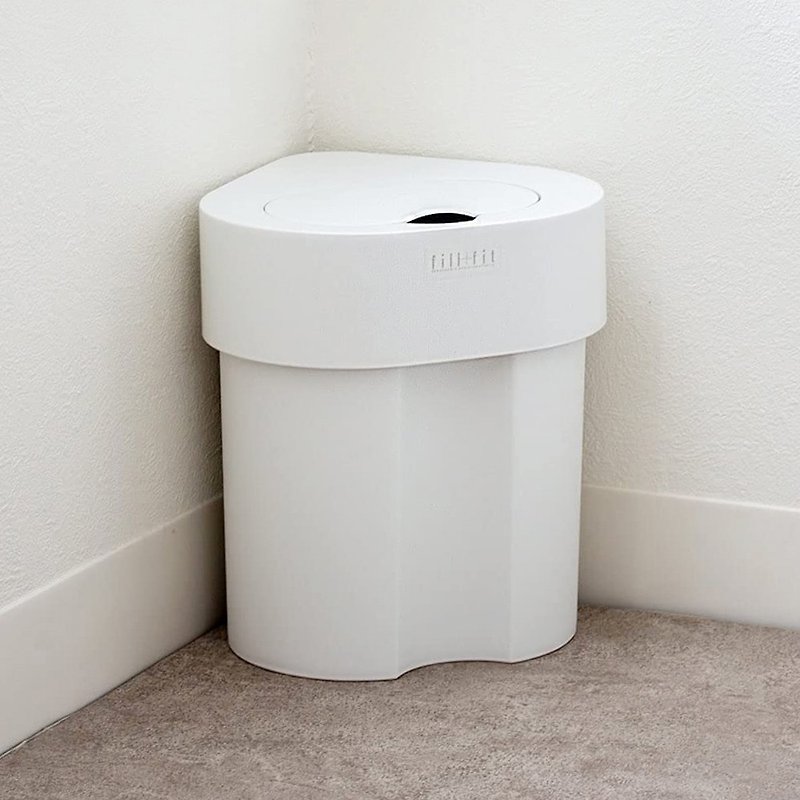 Japan OKA Antibacterial Corner Flip Lid Small Trash Can-4.4L - ถังขยะ - พลาสติก ขาว