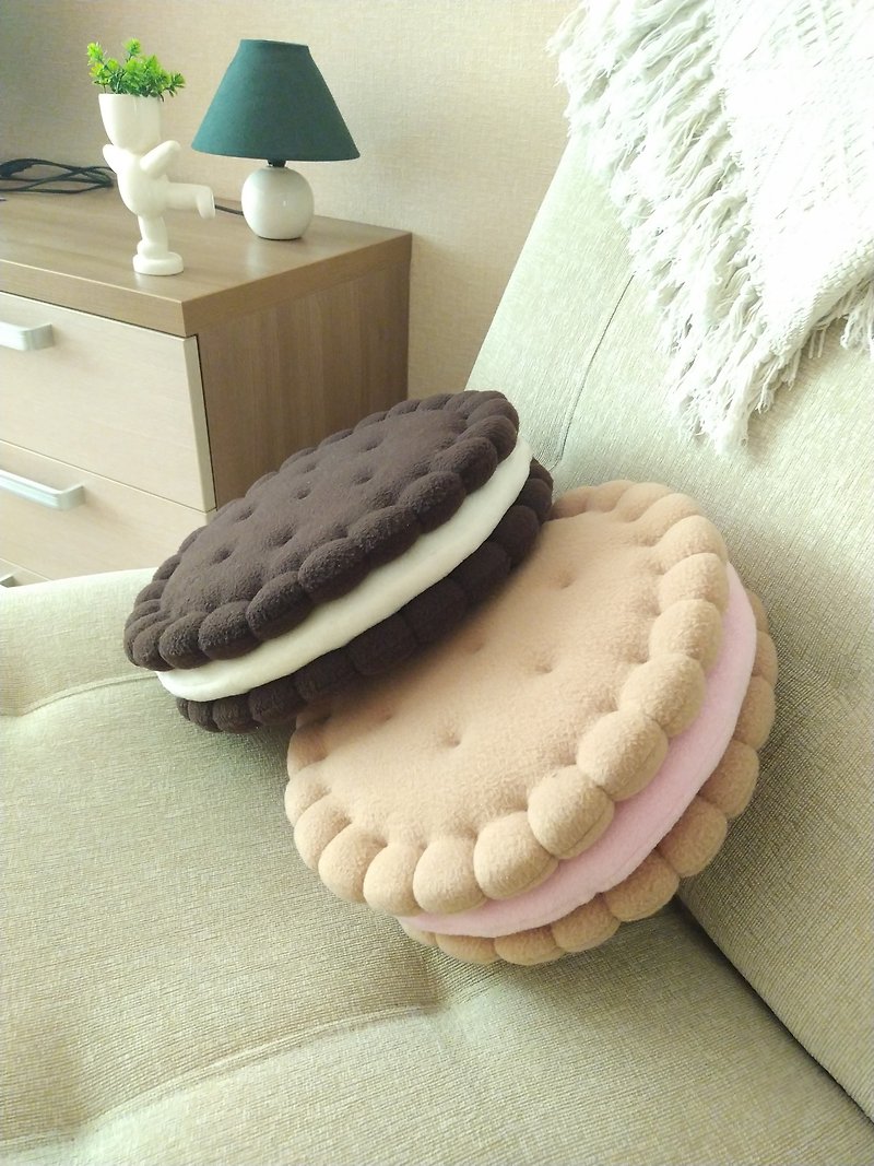 Sandwich cookie pillows - Oreo - Decorative pillows - 枕頭/抱枕 - 其他材質 咖啡色