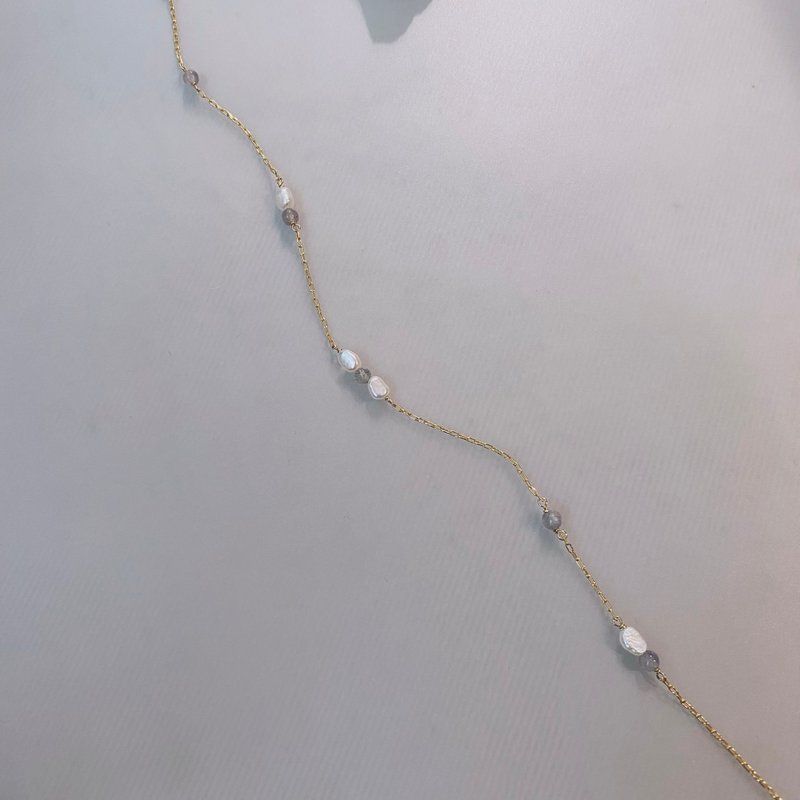 14K包金珍珠項鍊_ Lola 14KGF necklace - 項鍊 - 珍珠 白色