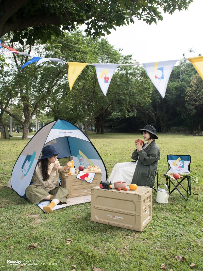 【首購限定】1 蚊贏聯名限定野餐套裝A - 野餐墊/掛旗/折疊帳篷 - 野餐墊 - 防水材質 藍色