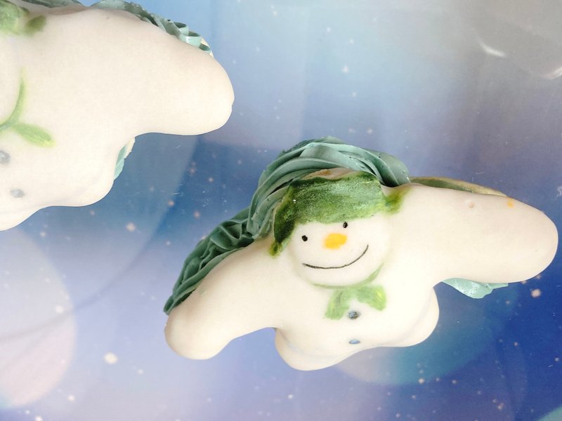 Christmas Fat Snowman Macaron Flying Snowman Macaron - เค้กและของหวาน - วัสดุอื่นๆ สึชมพู