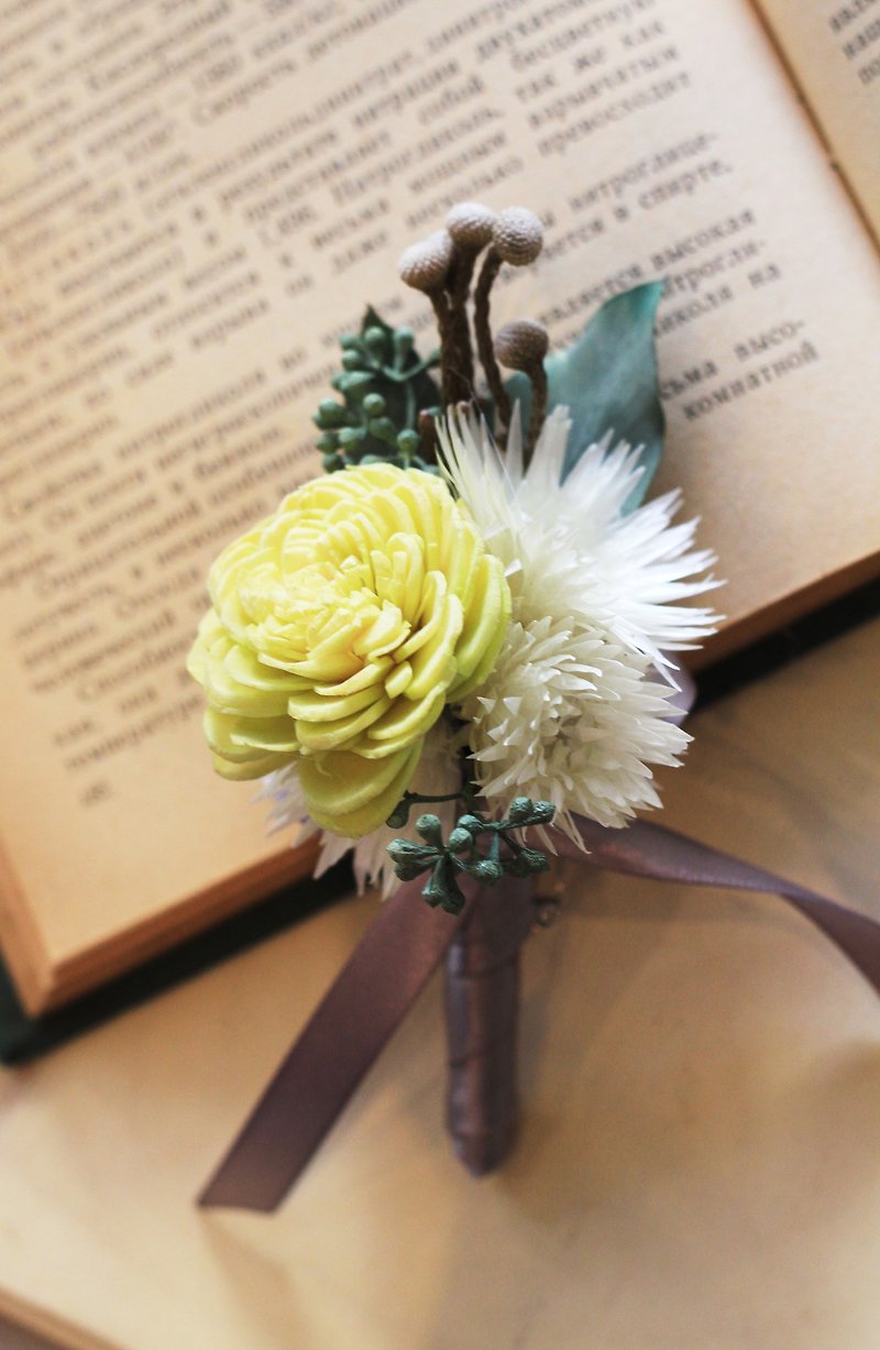 手工胸花【乾燥花系列】太陽玫瑰 (綠色) - 胸針/心口針 - 植物．花 綠色
