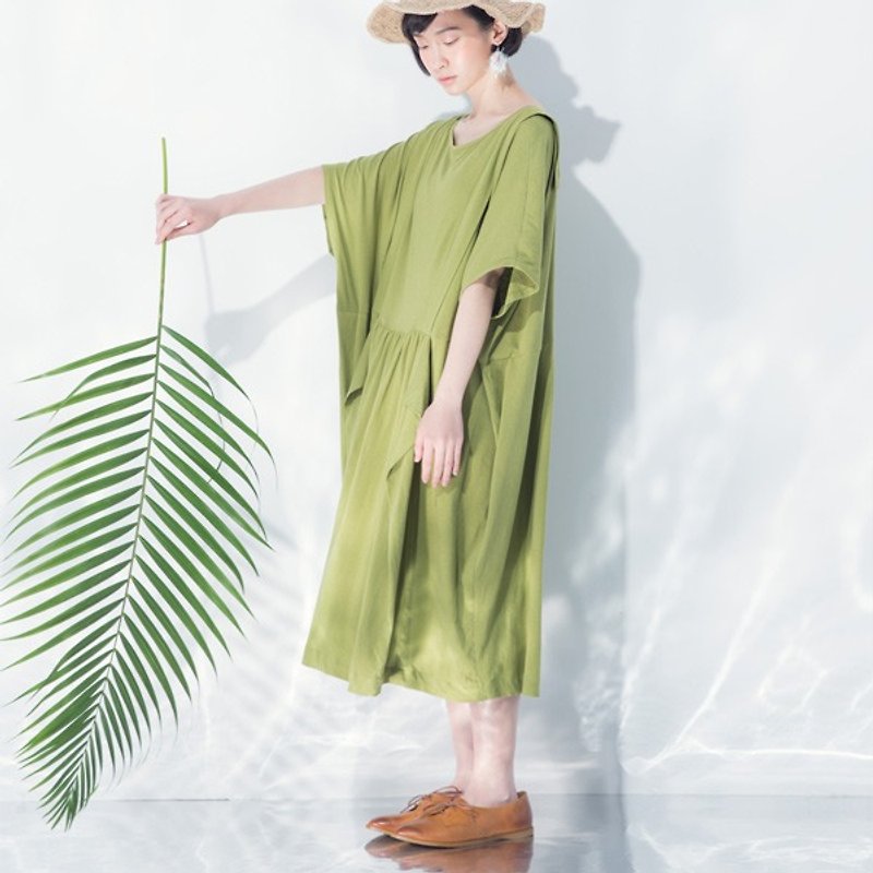 Corners imagination modeling dress - Shamrock - ชุดเดรส - ผ้าฝ้าย/ผ้าลินิน สีเขียว