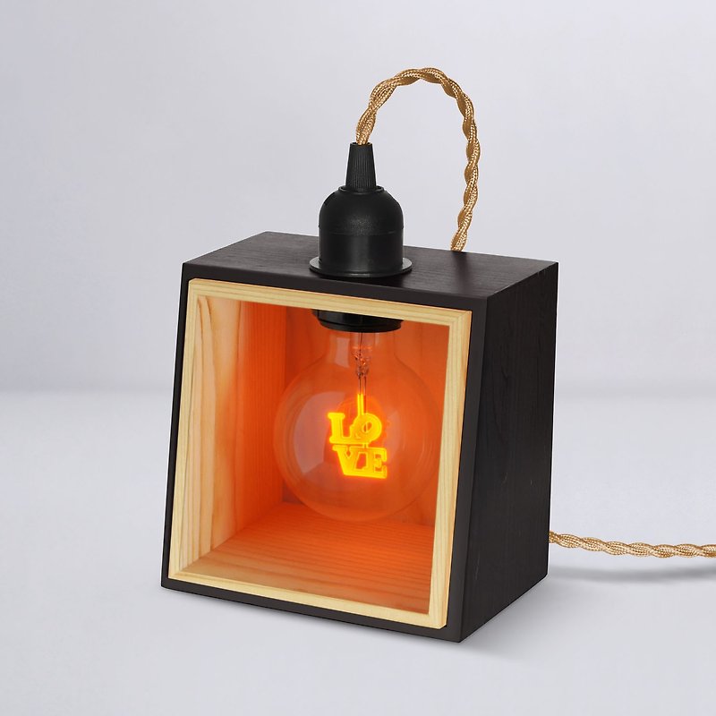 方形木制小夜燈 - 含1個 Love 燈泡(倒) Edison-Style 愛迪生燈泡 - 燈具/燈飾 - 木頭 黑色