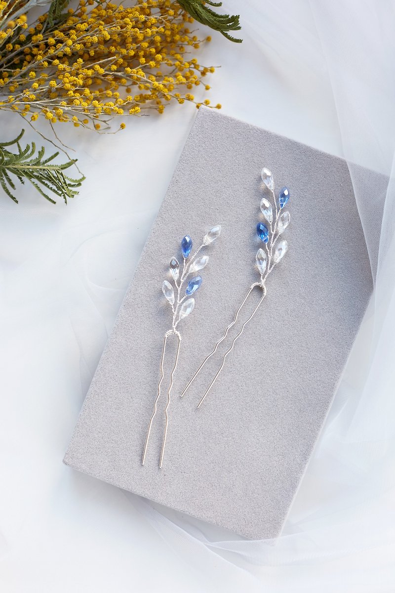 Set of 2 crystal bridal hair pins - Wedding blue headpiece - Something blue - Hair Accessories - Crystal White