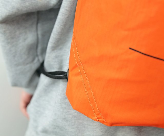 巾着リュック（A4サイズ)　キルティング生地×オレンジ　ハンドメイド 巾着バックパック 軽量 バック収納 フィットネス スポーツバッグ