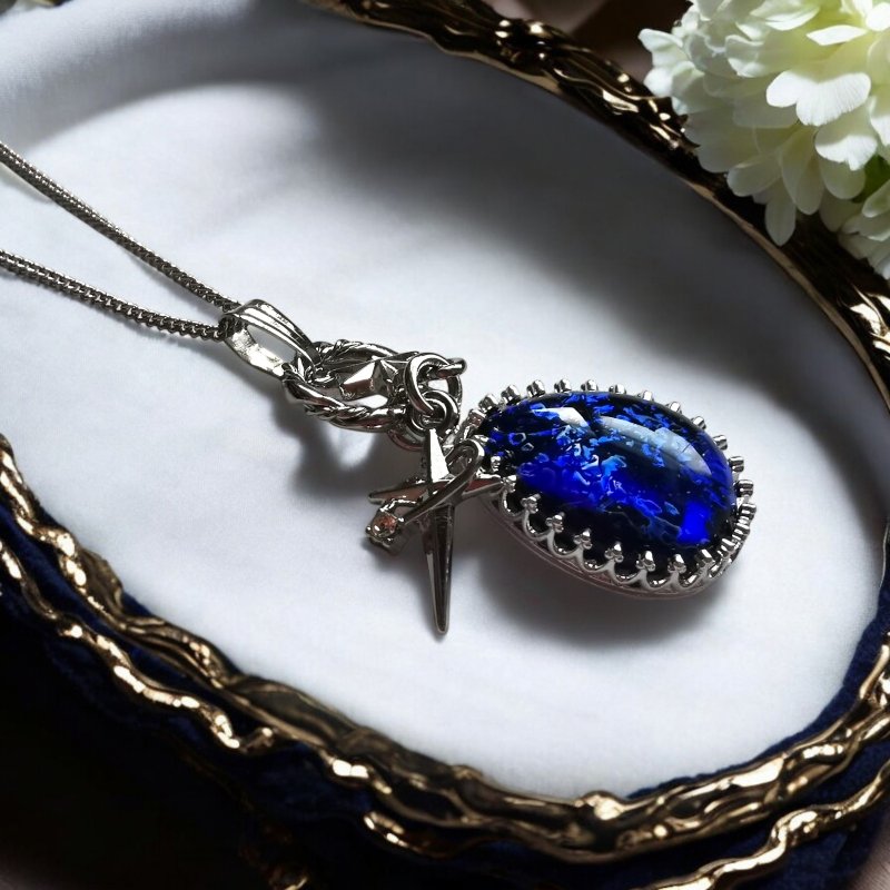 Blue Flame Secret Stone Dragon's Breath Pendant Dragon Breath Czech Vintage - สร้อยคอ - แก้ว สีน้ำเงิน