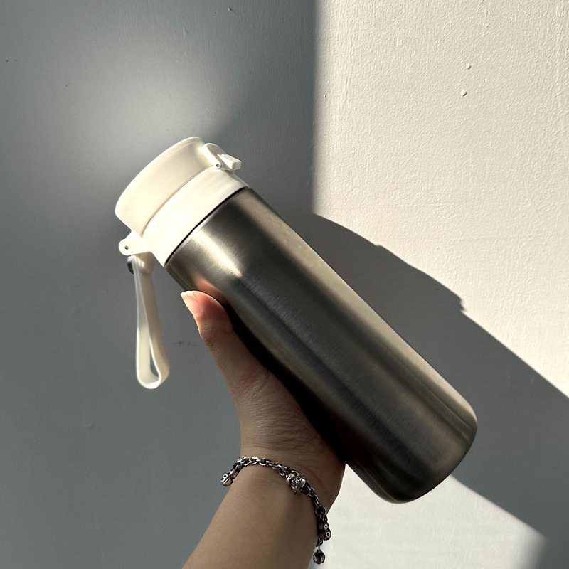 Arden 彈蓋式不鏽鋼保温瓶 540ml - 水壺/水瓶 - 塑膠 白色