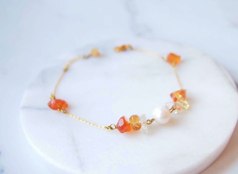 Anniewhere | Hand-made Natural Stone Jewelry | Agate Elegant White Pearl Bracelet/Anklet - สร้อยข้อมือ - เครื่องเพชรพลอย สีส้ม