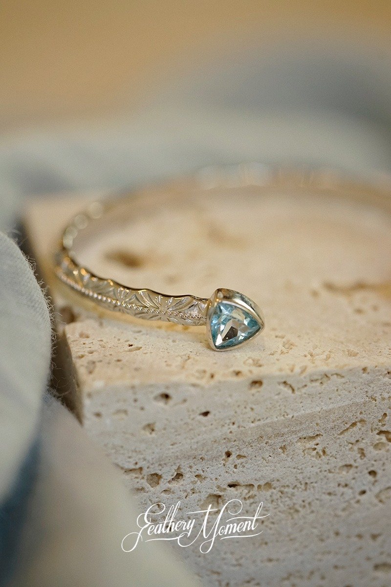 Vintage Topaz 925 Sterling Silver Open Cuff Bracelet - Artistic, Elegant, Simple, Healing - Bracelets - Silver 