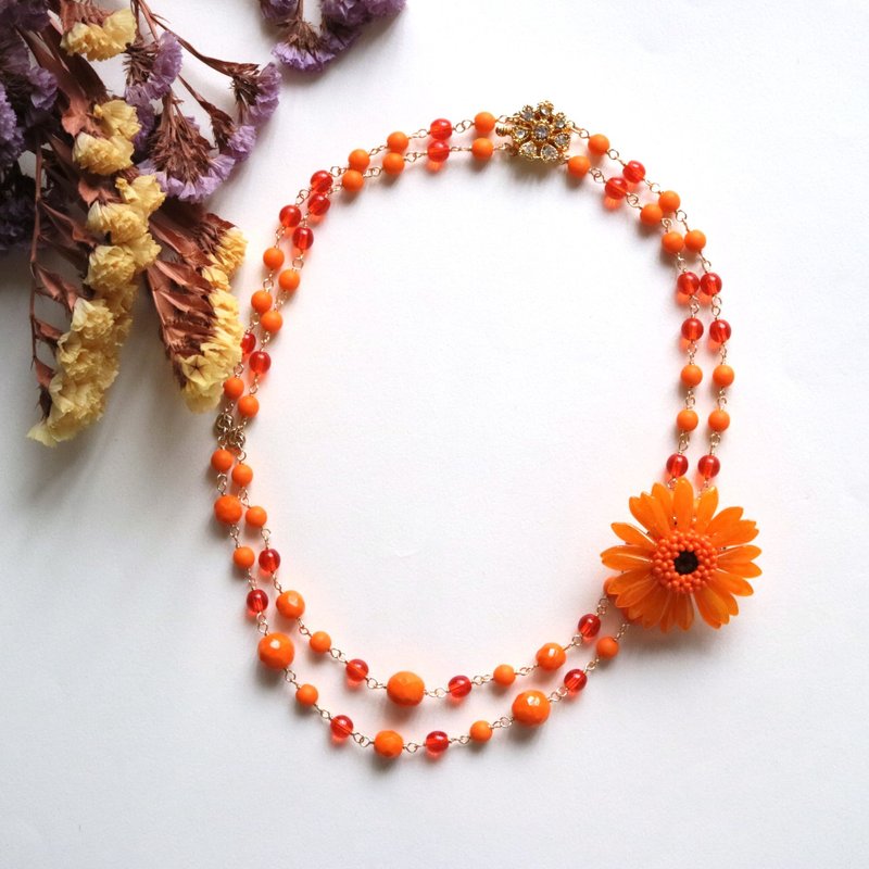 Gerbera brooch and Czech bead double-strand necklace demi-parure orange short long 2way elegant classy costume jewelry set - สร้อยคอ - แก้ว สีส้ม