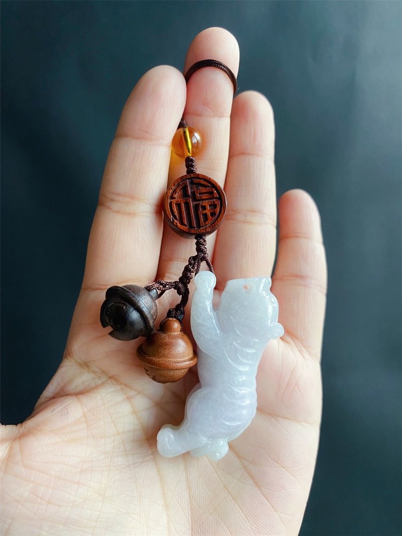 【售出】天然緬甸玉 翡翠 福 虎 春帶彩 黃水晶 掛繩 包掛 禮物 - 手機掛繩/背帶 - 玉石 綠色