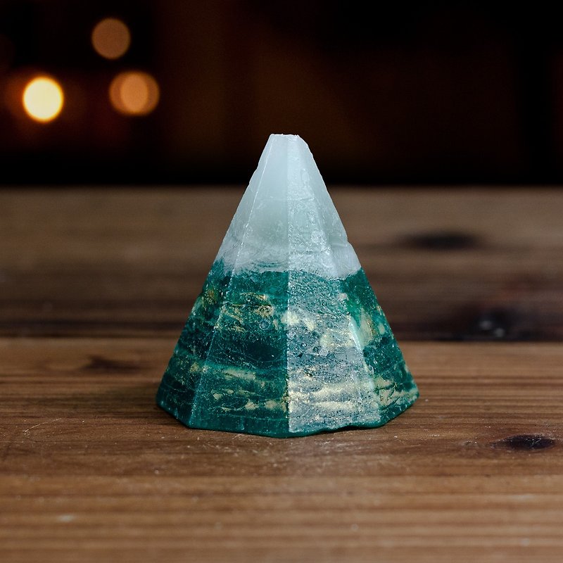 Small mountain candle / Yushan / fragrance-free