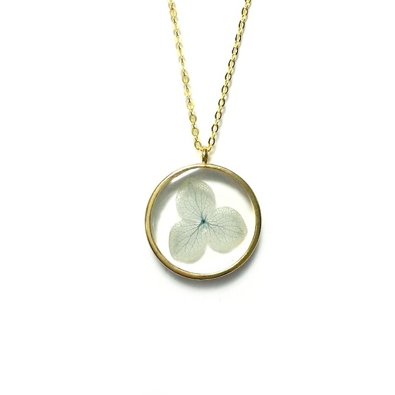 Jumbo Golden Framed Necklace (pressed flower necklace) - สร้อยคอ - โลหะ สีทอง