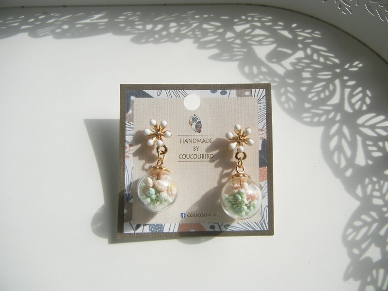 *coucoubird*Two-tone rice flower earrings - ต่างหู - แก้ว หลากหลายสี
