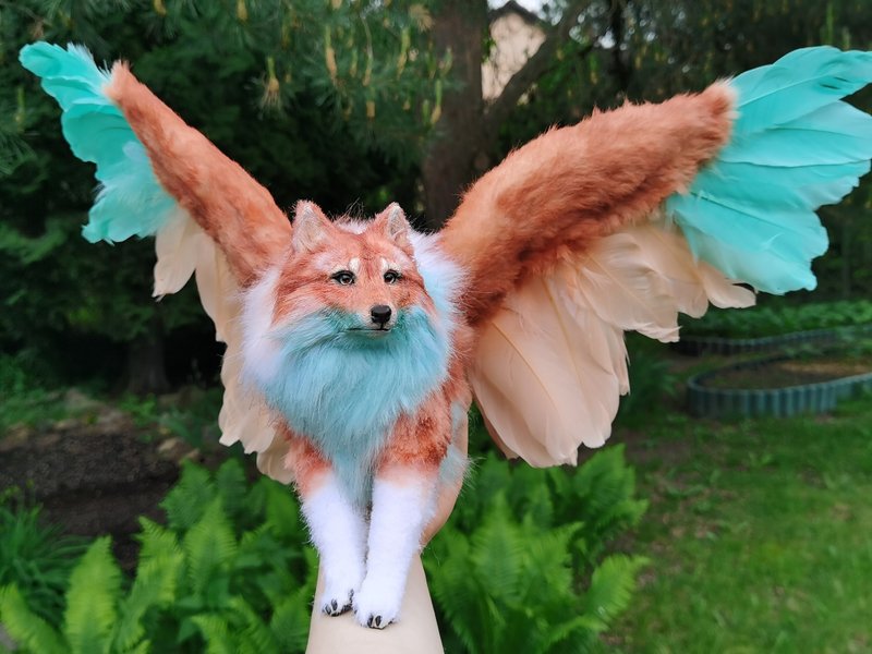 Wings wolf animal artdoll stuffed poseable - 公仔/玩偶 - 其他人造纖維 橘色