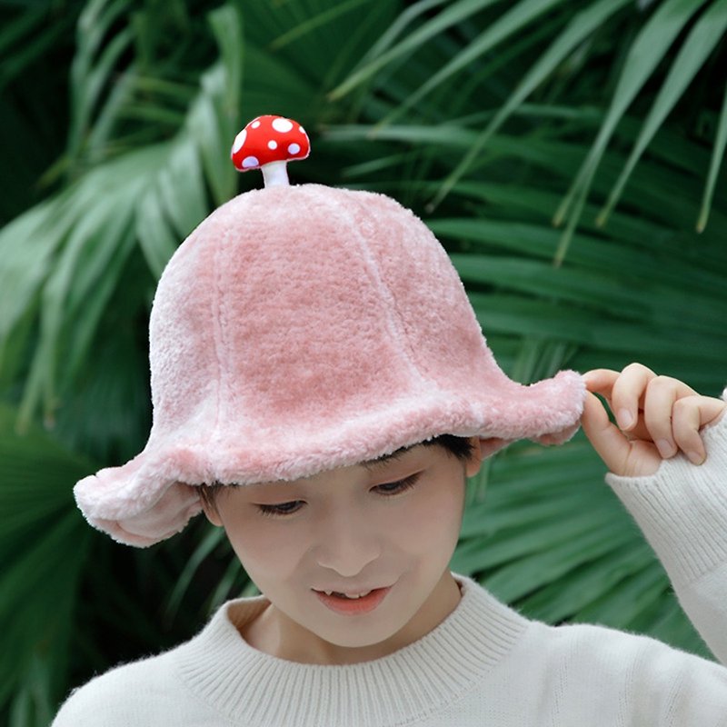 Meat doodle small mushroom cute soft cute plush fisherman hat pink warm hat gift - หมวก - เส้นใยสังเคราะห์ สึชมพู