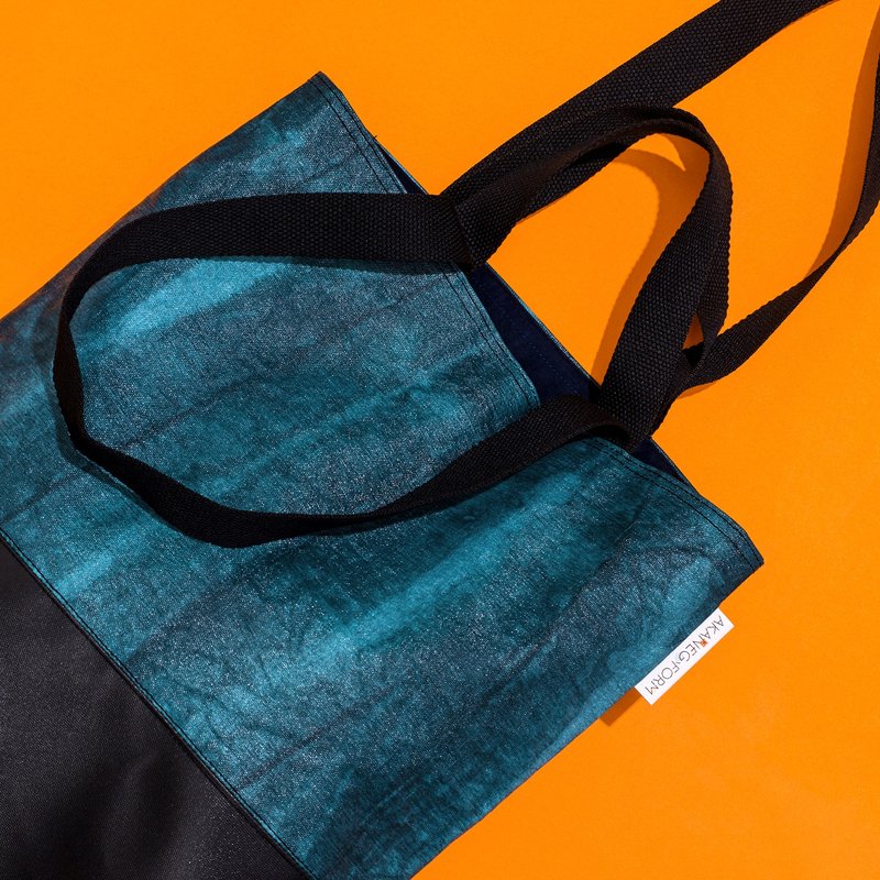 Hand dye canvas bag : REMATCH Collection L Size (Green) - 其他 - 其他材質 