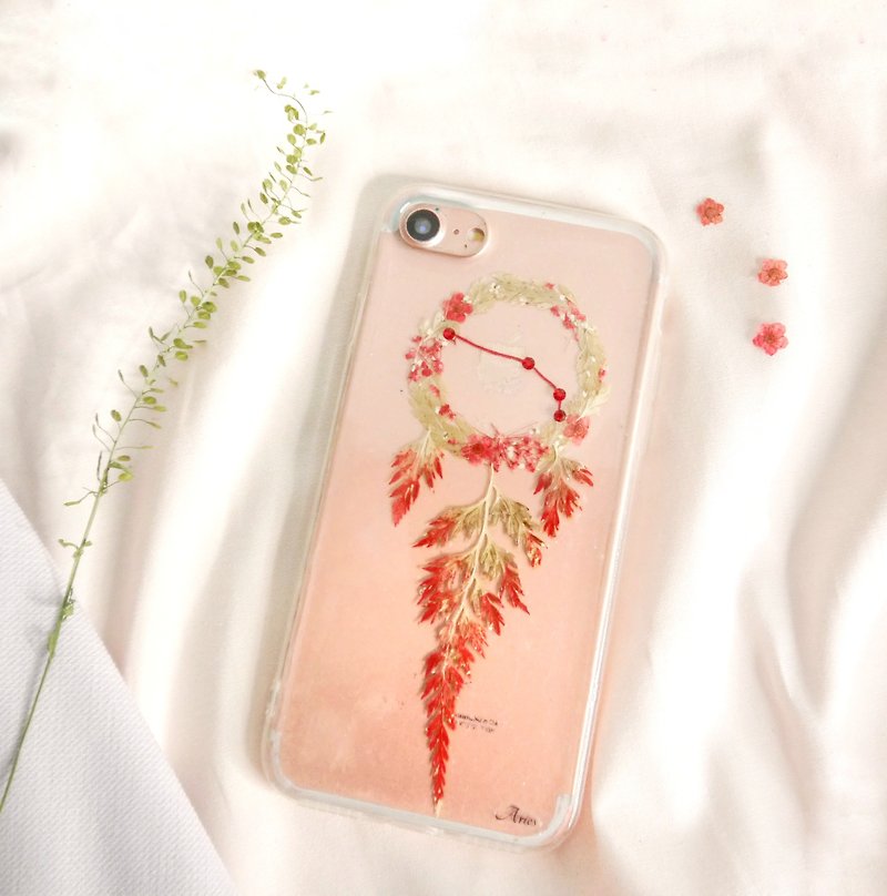 Aries Pressed Flower Dreamcatcher Phone Case | 12 Zodiac - เคส/ซองมือถือ - พืช/ดอกไม้ สีแดง
