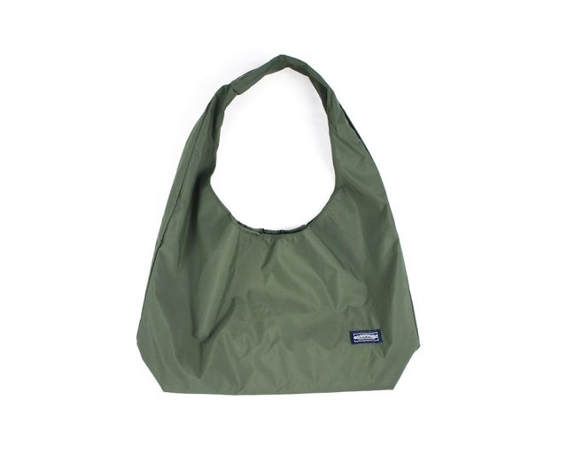 version of you ナイロンバッグ A4サイズ対応】NEW AVENUE NYLONBAG ナイロンバッグ / TOCCA