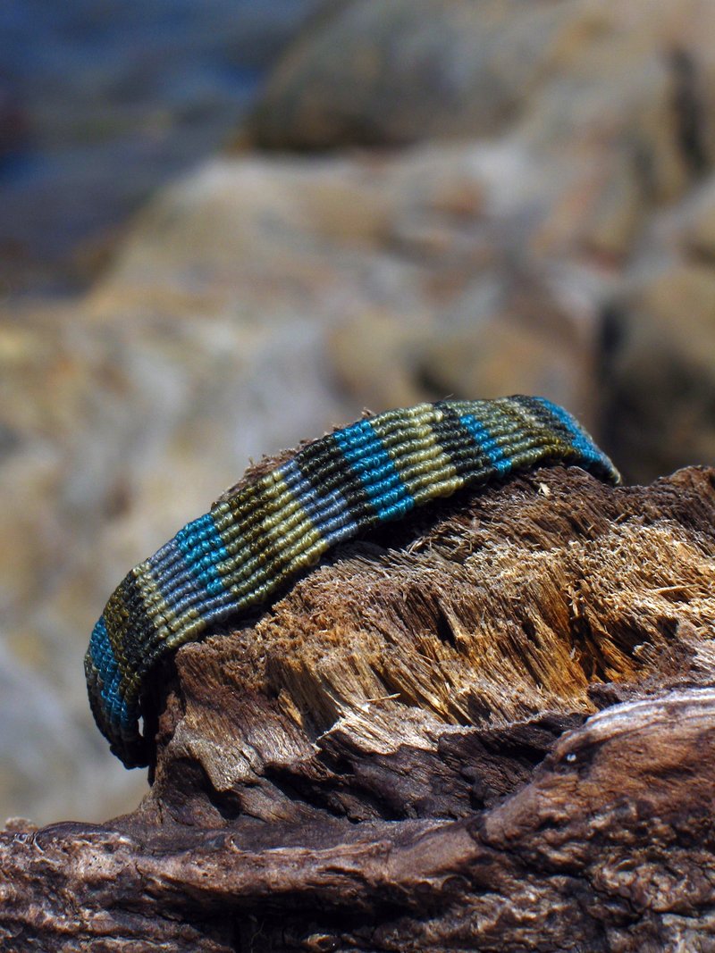 Camouflage macrame hand made woven bracelet - Bracelets - Other Man-Made Fibers 