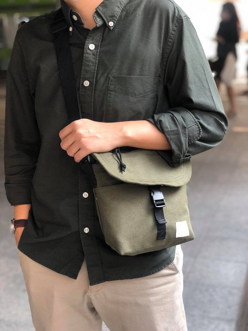 New Olive Basic Messenger Canvas Bag / everyday bag / travel /weekend - 側背包/斜背包 - 棉．麻 綠色