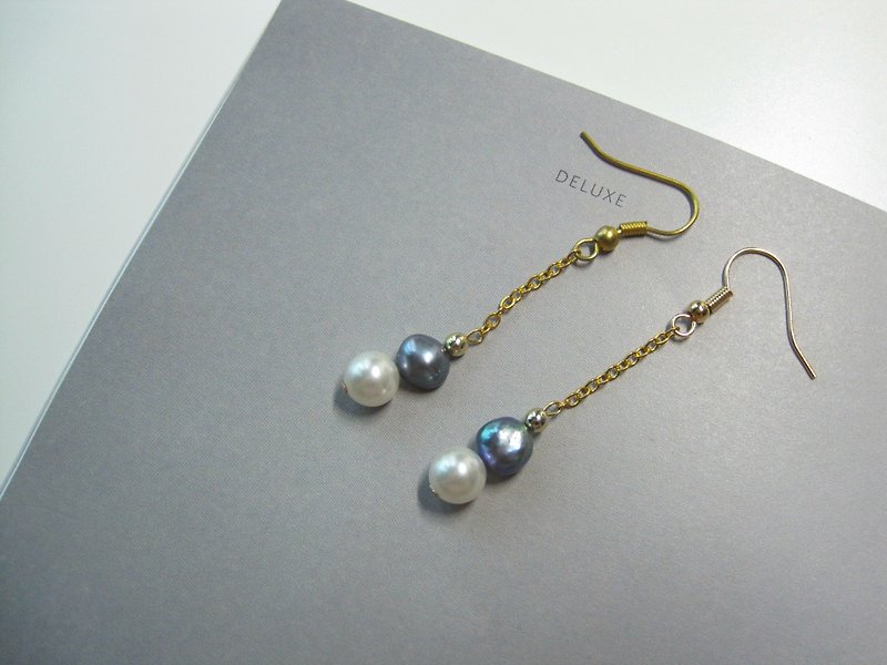 Classic Swarovski Crystal Pearl  - Fresh Water Pearl Earring - Earrings & Clip-ons - Gemstone White
