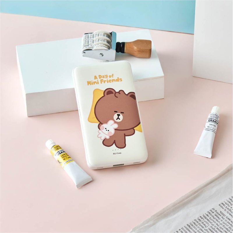 LINE FRIENDS MINI-熊大的午睡時光雙線快充10000mAh行動電源 - 行動電源/充電線 - 塑膠 多色