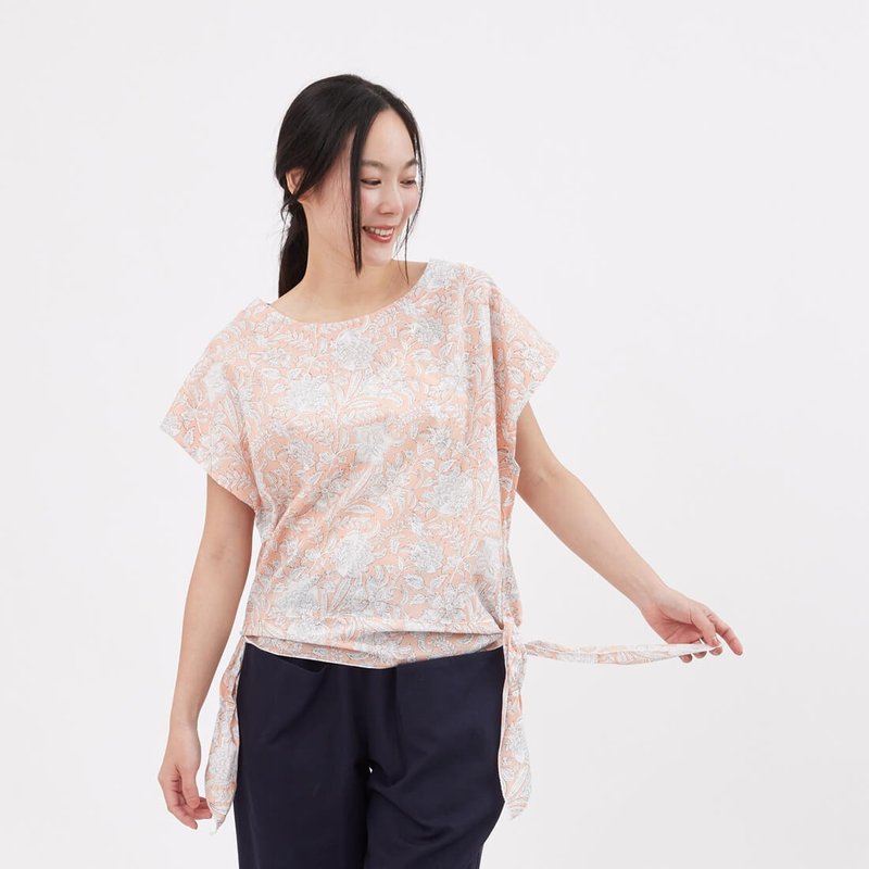 Elisa花卉印花綁帶上衣/櫻粉 - 女上衣/長袖上衣 - 棉．麻 粉紅色