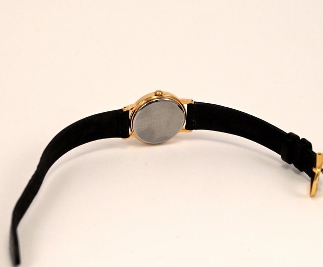 SEIKO】ヴィンテージ セイコー クォーツ 白文字盤 レディース SEIKO】ヴィンテージ セイコー クォーツ 白文字盤 レディース