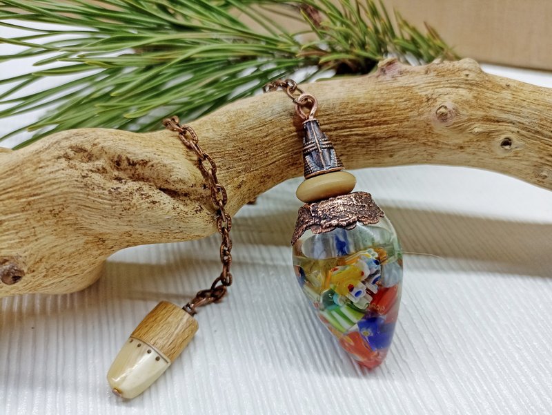 Murano glass pendulum necklace / Protection necklace / Rainbow necklace - 項鍊 - 其他材質 多色