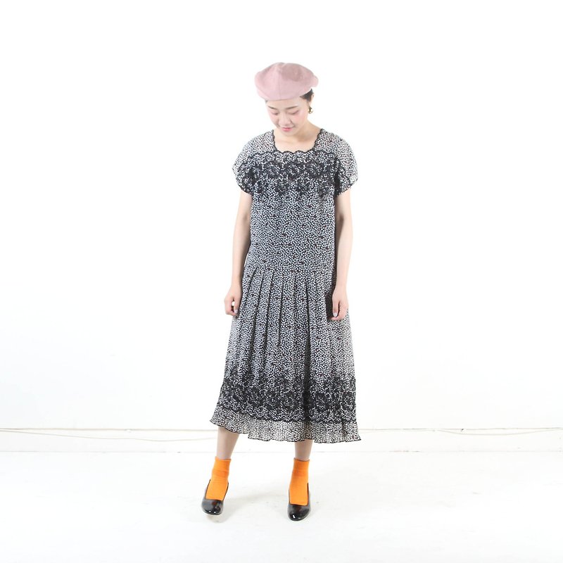 (Egg plants vintage) ink embroidered printing short-sleeved vintage dress - One Piece Dresses - Polyester Black