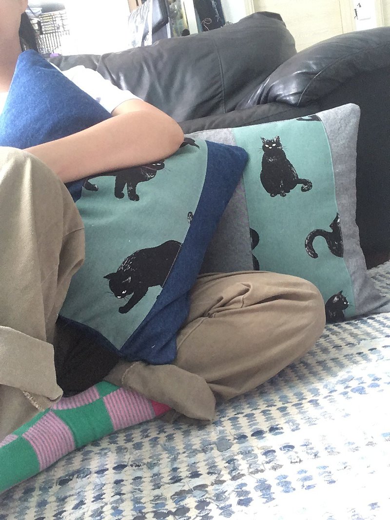 Denim Cushion Cover denim denim pillowcase cat - หมอน - ผ้าฝ้าย/ผ้าลินิน สีน้ำเงิน