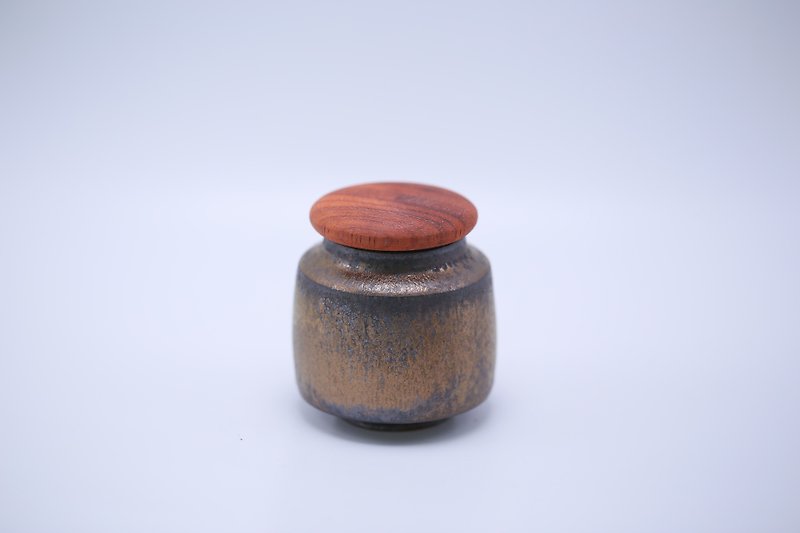 "Binchotan burn" firewood gold makeup Chaguan (2 2) - ขวดใส่เครื่องปรุง - ดินเผา สีกากี