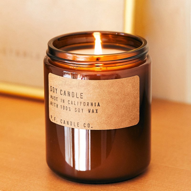 PF Candle CO. American handmade scented candles 7.2oz, randomly shipped without selection - เทียน/เชิงเทียน - ขี้ผึ้ง 