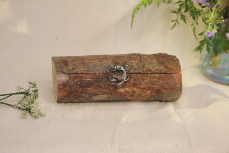 Log box :  | Xī Shù | tree branch storage box - Storage - Wood Brown