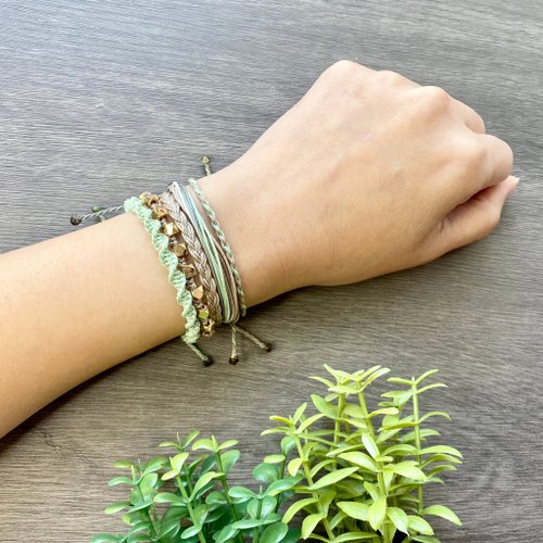 Green algae | Handmade waterproof Wax thread | Casual