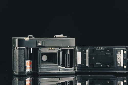 C35 フィルムカメラ KONICA C35 フィルムカメラ修理 | 東京カメラリペア